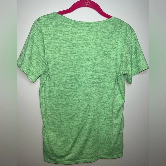 Green Bay Packers Short Sleeve Women’s Dry Fit T-Shirt 🧀 - Picture 4 of 4